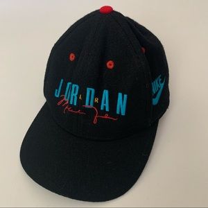 Nike Air Jordan 90’s Vintage Wool Snap Back cap